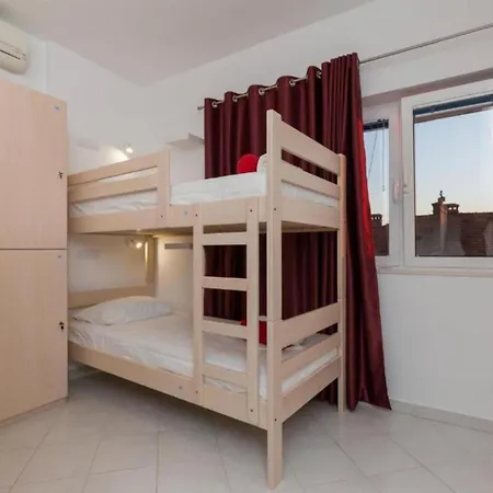 Free Bird - Bed In Five Bed Mixed 4 펜션