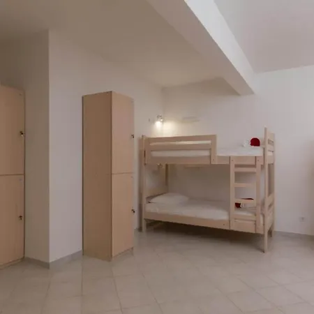 Tatil Evi Free Bird - Bed In Five Bed Mixed 4