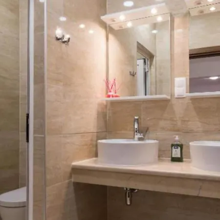 Free Bird - Bed In Five Bed Mixed 4 Holiday home Dubrovnik